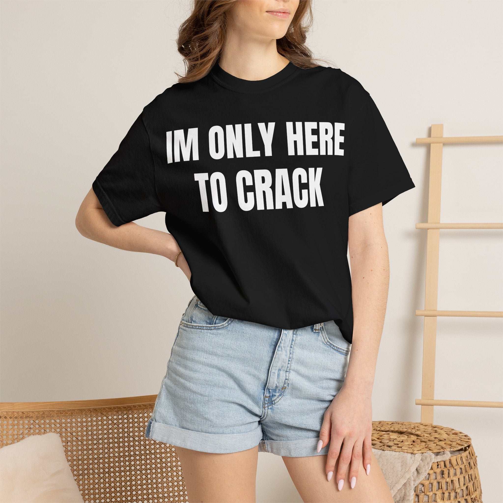 IM ONLY HERE TO CRACK